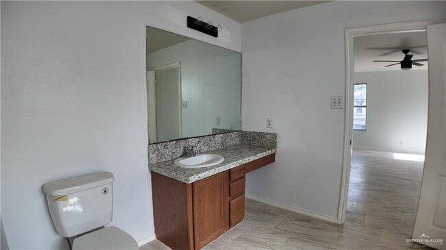 Building Photo - 15 Monette St