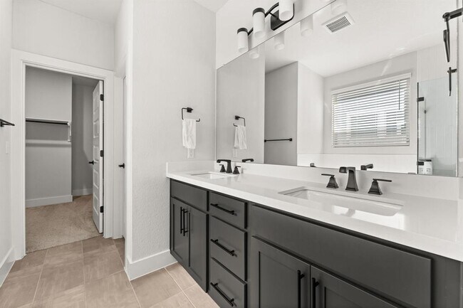 Building Photo - 8512 McKamy Dr