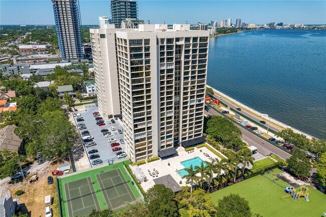 Building Photo - 3301 Bayshore Blvd