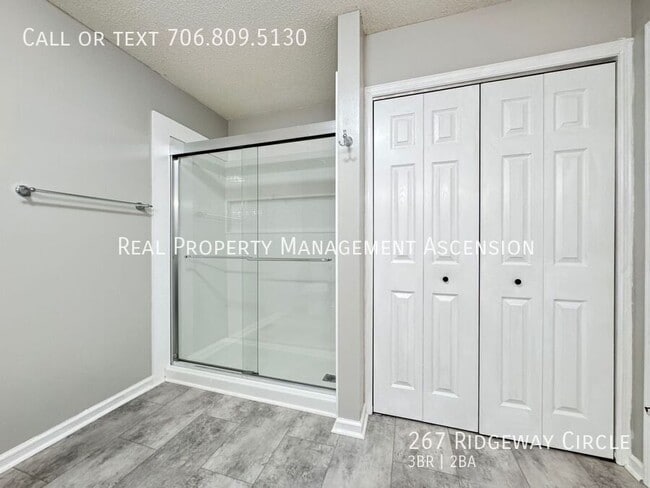 Building Photo - 267 Ridgeway Cir