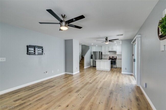 Building Photo - 120 Tansy Ct