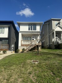 Building Photo - 1822 16th Ave N