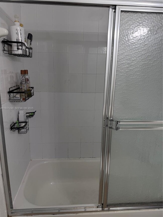 Building Photo - 1850 NW 22nd Ct