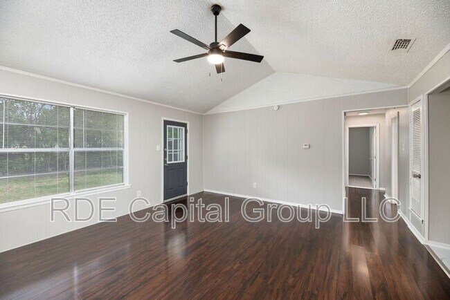 Building Photo - 8013 Emerald Hills Way