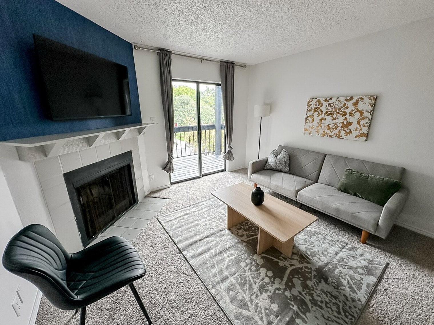 Building Photo - 1071 Clayton Ln