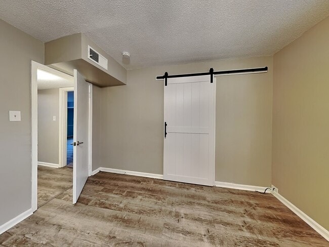 Building Photo - 3412 Sandner Ct