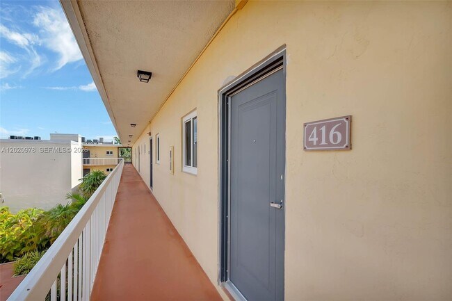 Building Photo - 7701 Camino Real