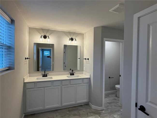 Building Photo - 1791 Hauer Trail