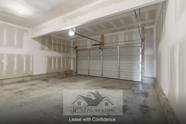 Building Photo - 113 Lambert Fld