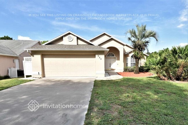 Building Photo - 228 Churchill Dr