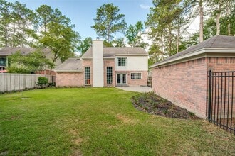 Building Photo - 14 White Fawn Dr