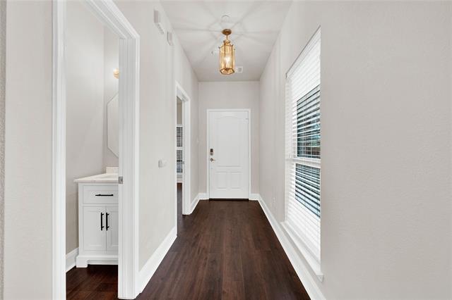 Building Photo - 2010 Downing St