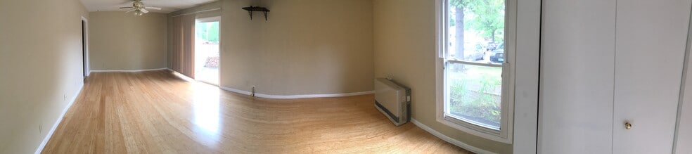 Building Photo - 280 Ledgewood Cir