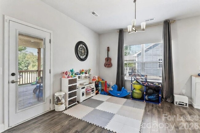 Building Photo - 11732 Glenwood Dr