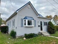 Building Photo - Check Out This 2-Bed/1-Bath Home in Bluffton!