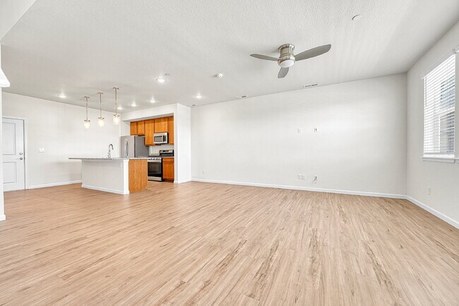 Building Photo - $2,295.95-  3 Bed, 2.5-Bath townhome in CO Springs with Central AC