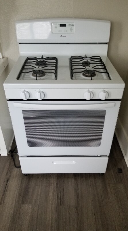 Building Photo - 1234 N Loma Vista Dr