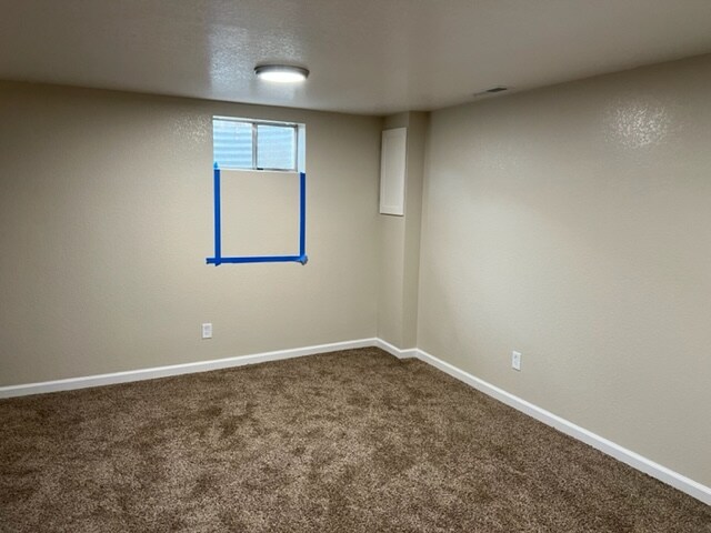 Building Photo - 4682 S Lewiston Way