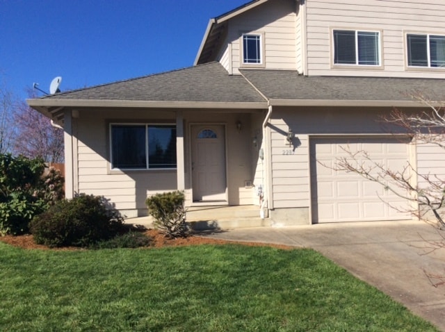 Building Photo - 2285 NW McGarey Dr