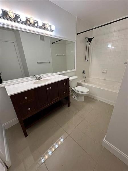 Building Photo - 4844 N State Rd 7