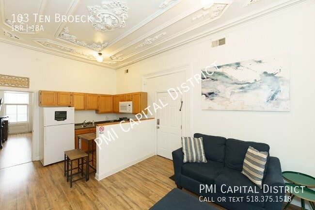 Building Photo - 103 Ten Broeck St