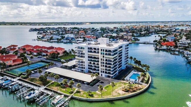 Building Photo - 1651 Sand Key Estates Ct