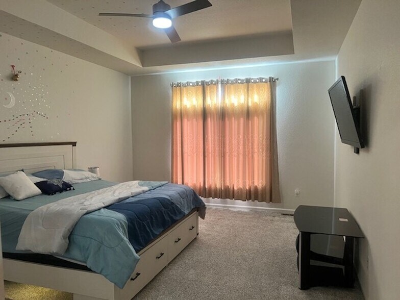 Building Photo - 21966 E 42nd Pl