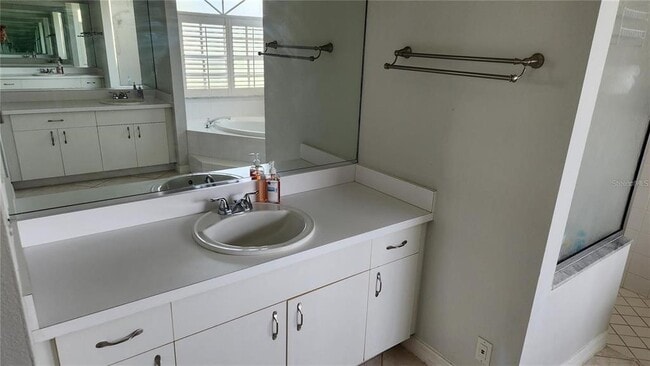 Building Photo - 7319 38th Ct E