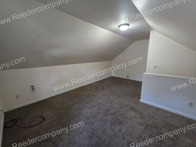 Building Photo - 203 142nd St