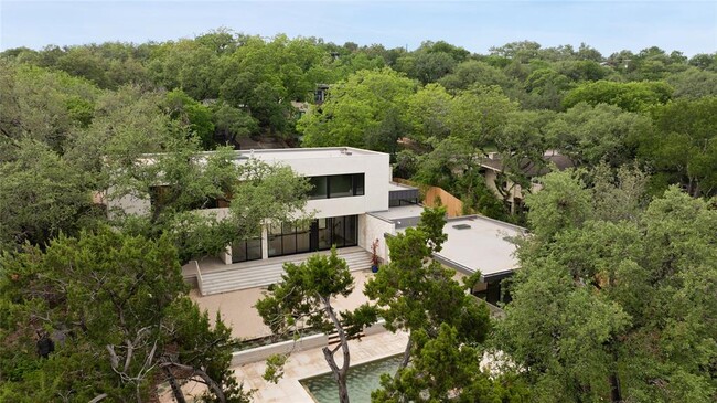 Building Photo - 4705 Balcones Dr