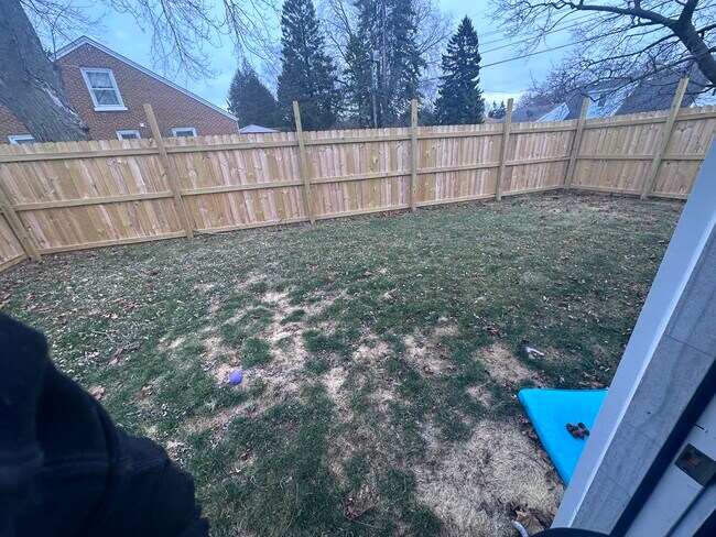 Building Photo - 213 E Douglas St