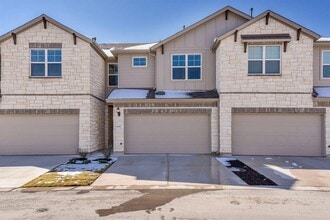 Building Photo - 603B Pearly Eye Dr
