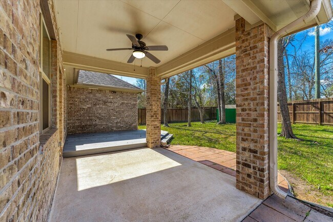 Building Photo - 146 Black Swan Pl