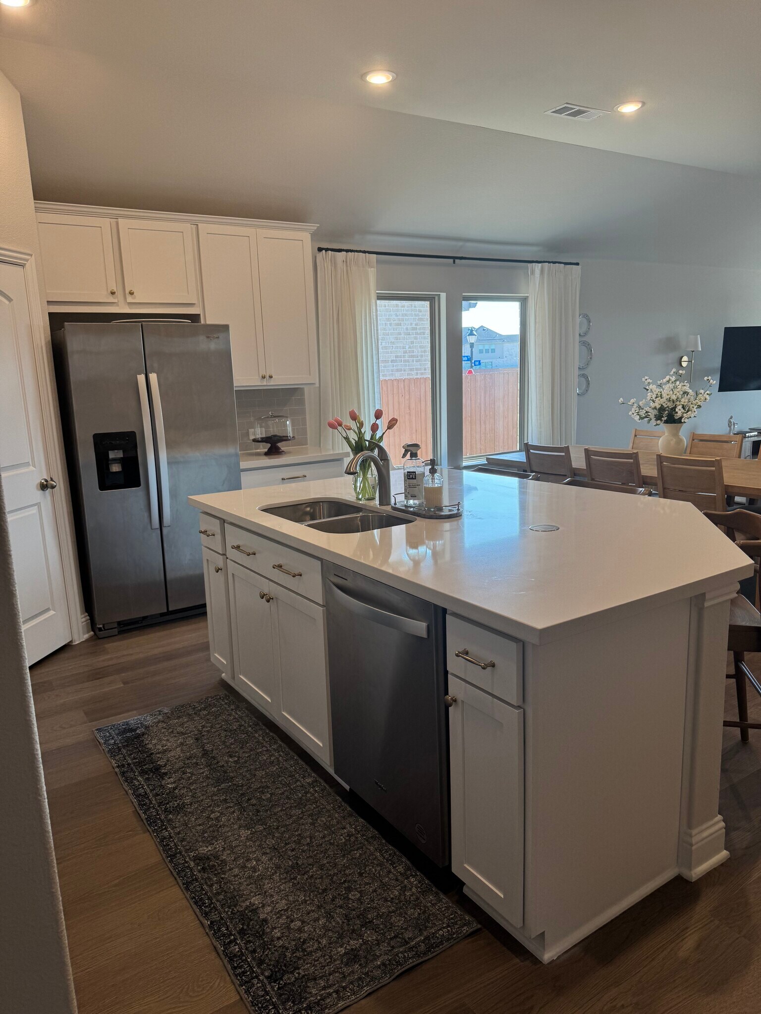 Building Photo - 3820 Summerfield Dr