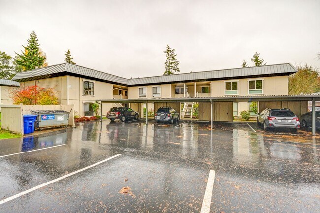 Building Photo - Cozy Condo, Smack-dab in the Middle of Bellevue
