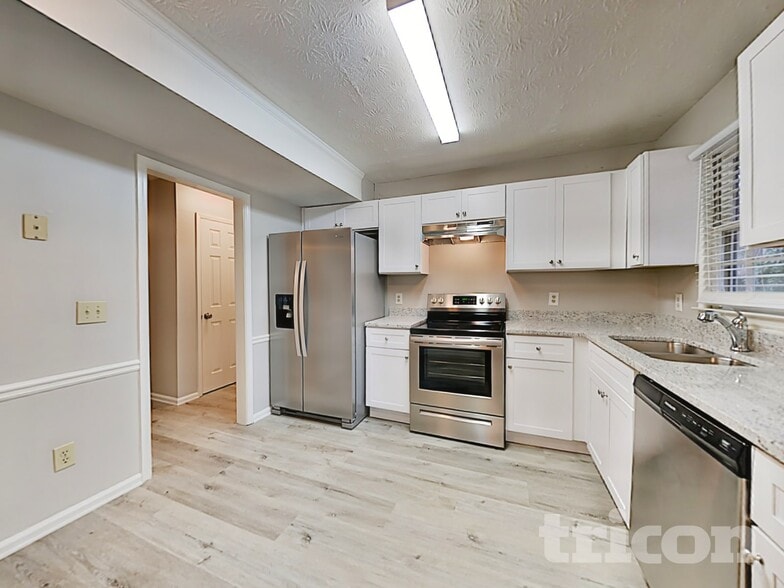 Building Photo - 3153 Glynn Mill Dr