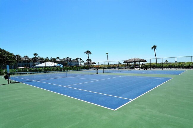 Building Photo - 6750 Gulf of Mexico Dr