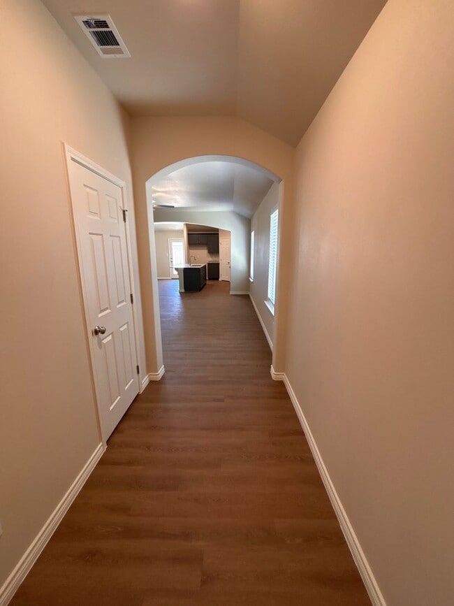 Building Photo - Spacious 4-Bedroom New Build by Silver Leaf Homes