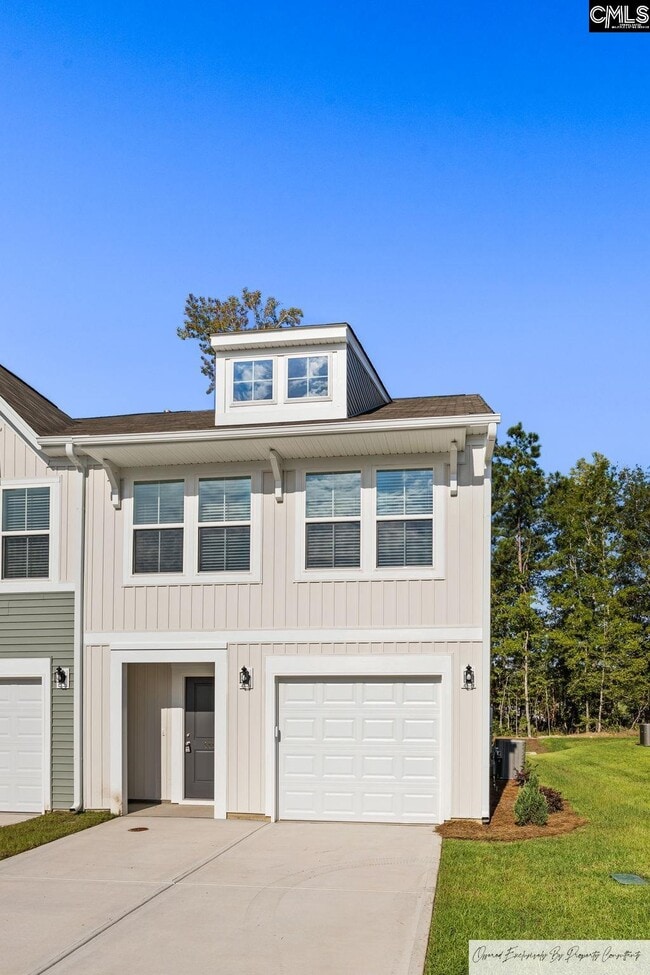 Building Photo - 441 Pepperbush Ln