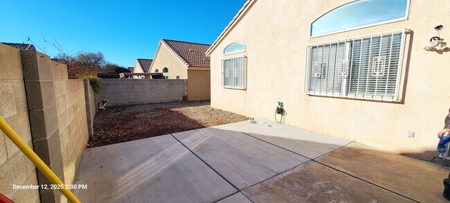 Building Photo - 7224 Quail Springs Pl NE