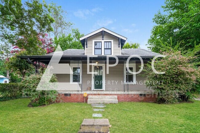 Primary Photo - 1504 Cloverdale St