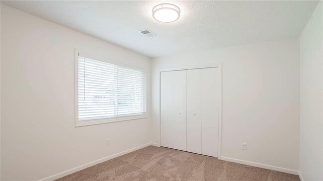 Building Photo - 3016 Donavan Way