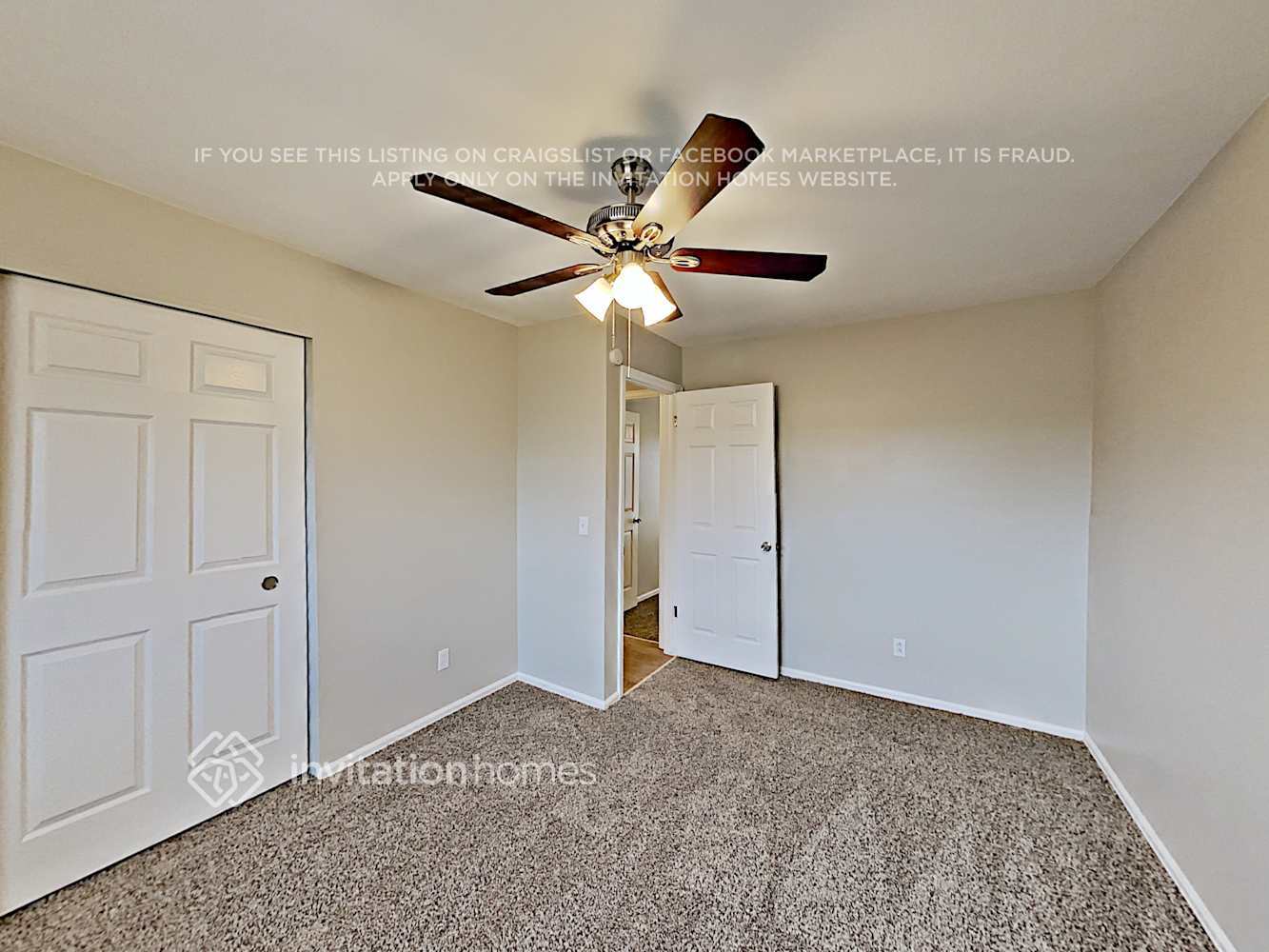 Building Photo - 2616 S Laredo Ct