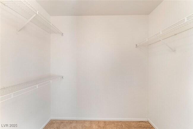 Building Photo - 8416 Sewards Bluff Ave
