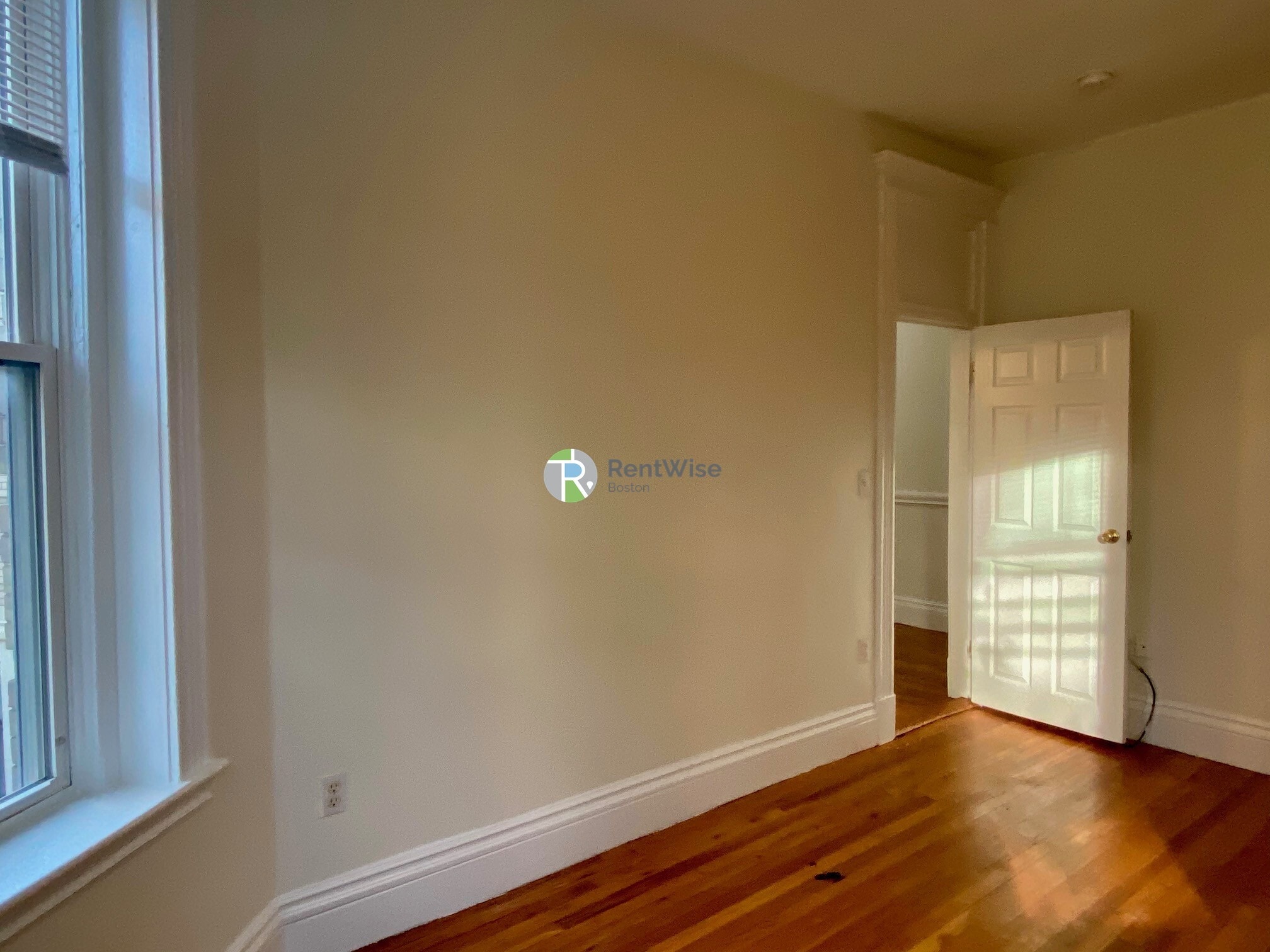 Building Photo - 1315 Commonwealth