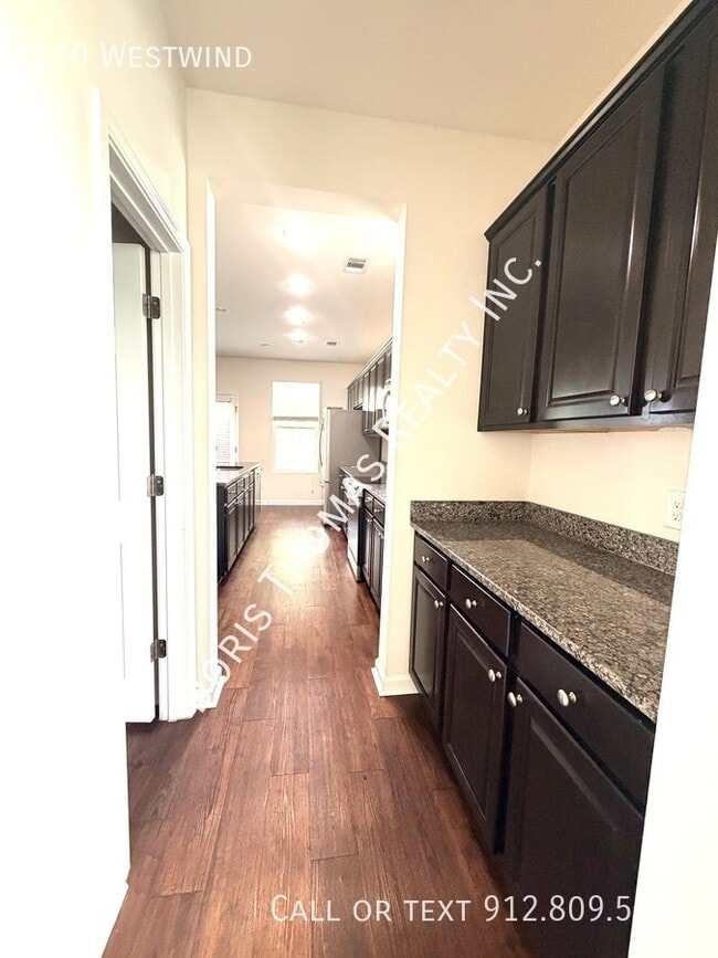 Building Photo - 110 Westwind-