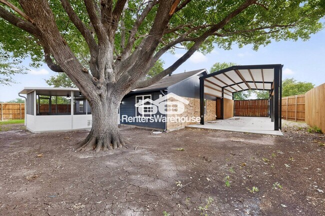 Building Photo - 3945 Spoonwood Ln