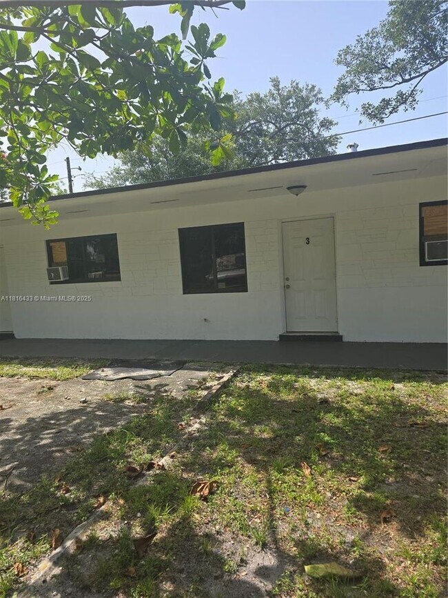 Primary Photo - 14746 NE 6th Ave