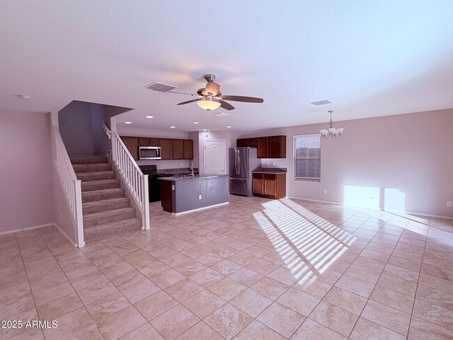 Building Photo - 5113 E Greenway St