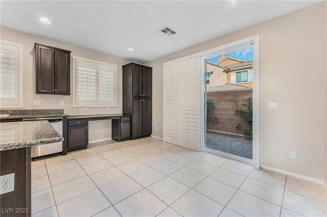 Building Photo - 11371 Merado Peak Dr